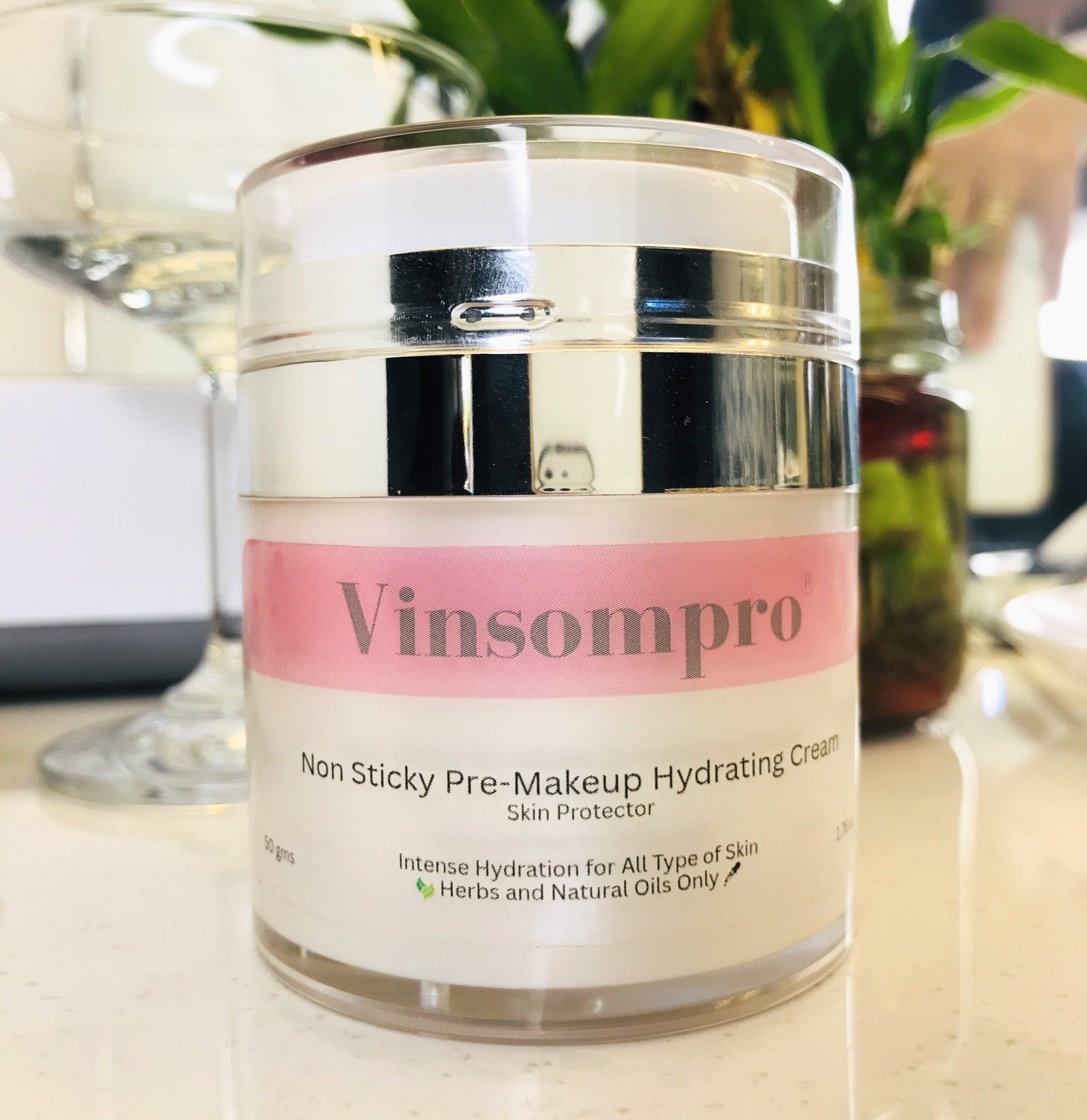 Vinsompro Pre-Makeup Prep cream - Image 11